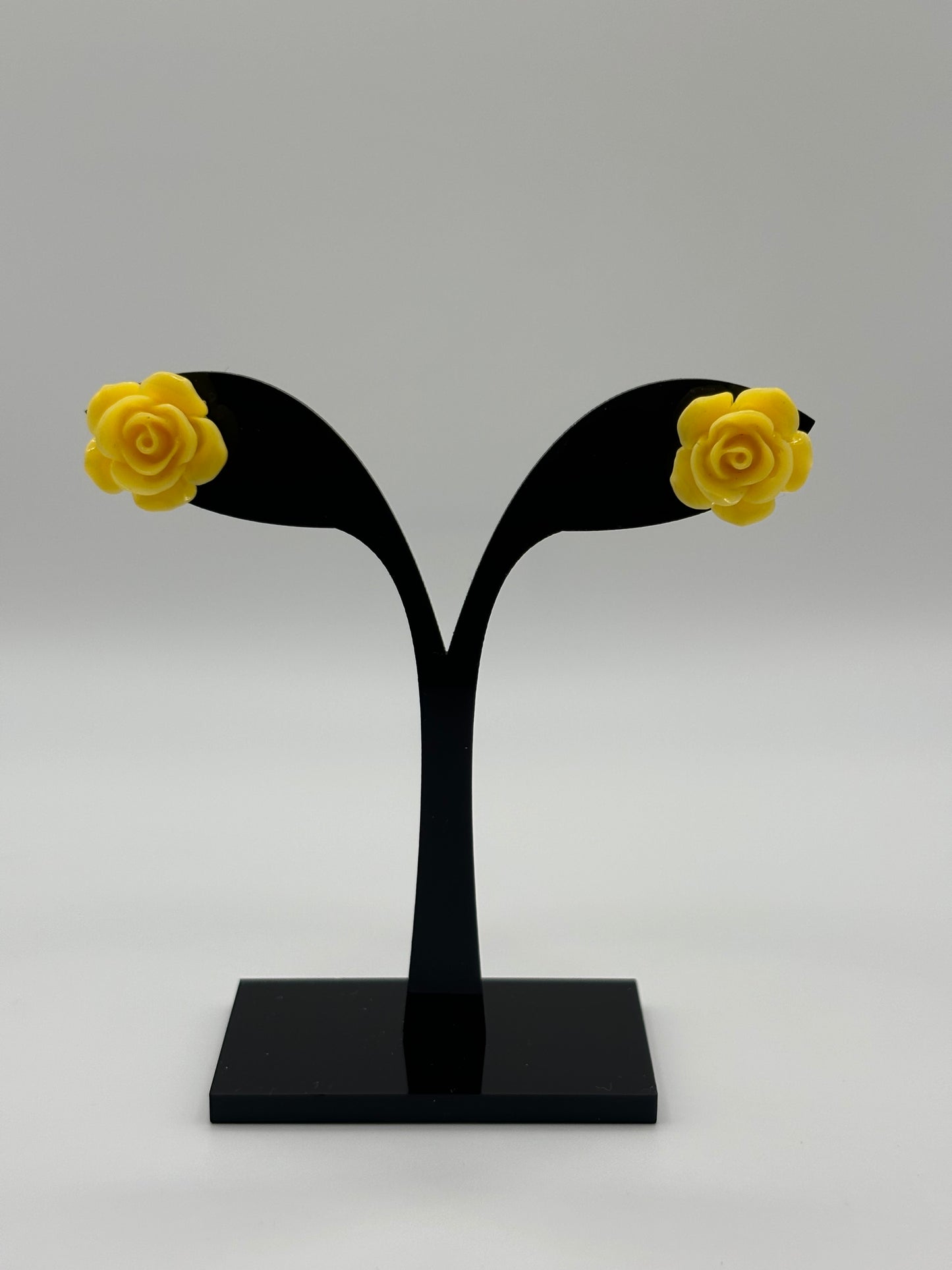 Glossy Yellow Rose