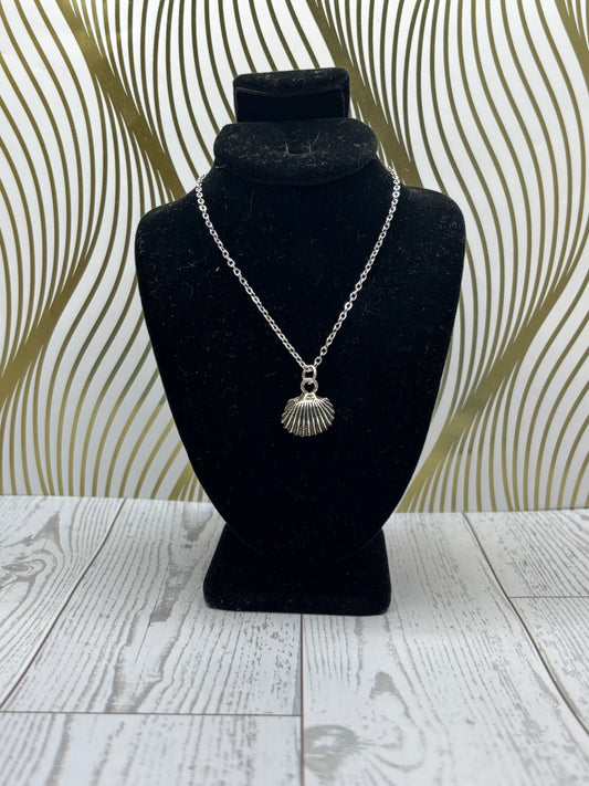 Shell-o Necklace